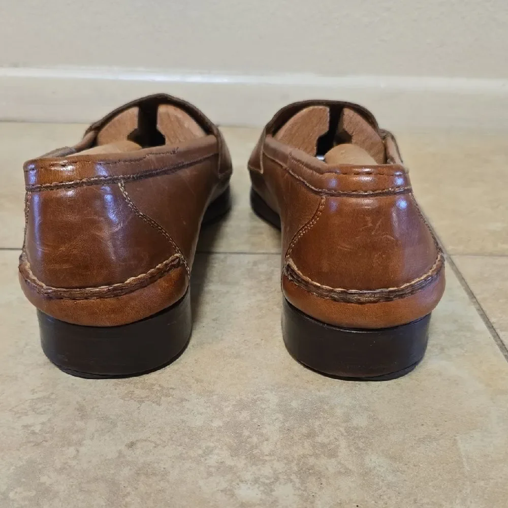 Cole Haan elegant tan